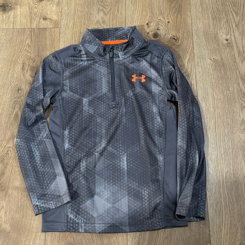 Under Armour long sleeve shirt